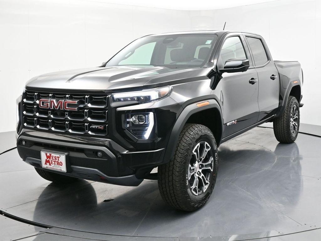 new 2025 GMC Canyon car, priced at $49,985
