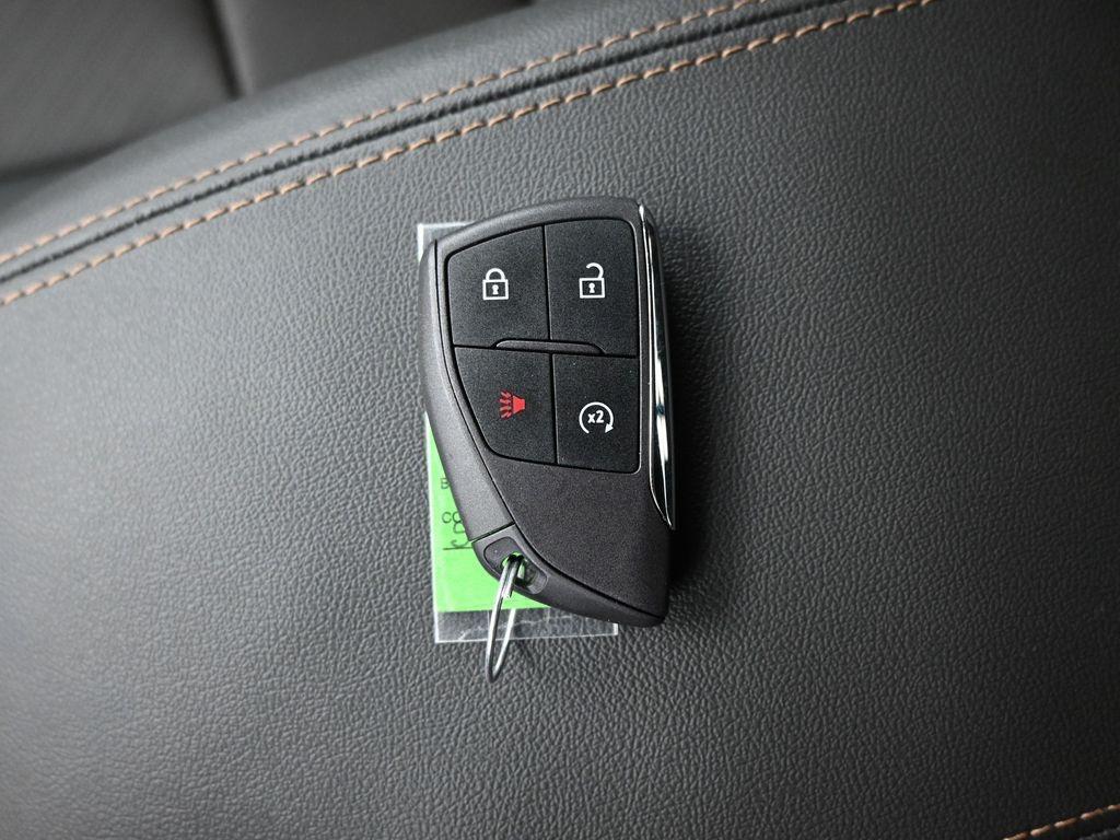 new 2025 GMC Canyon car, priced at $49,985