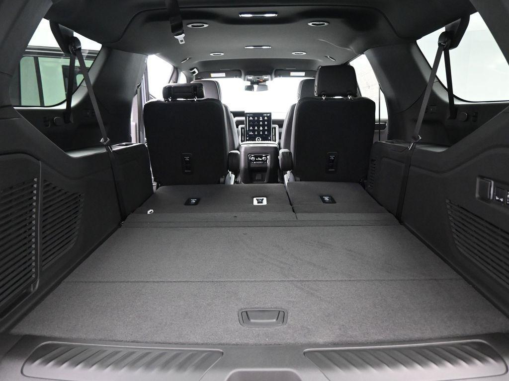 new 2025 GMC Yukon XL car, priced at $73,991