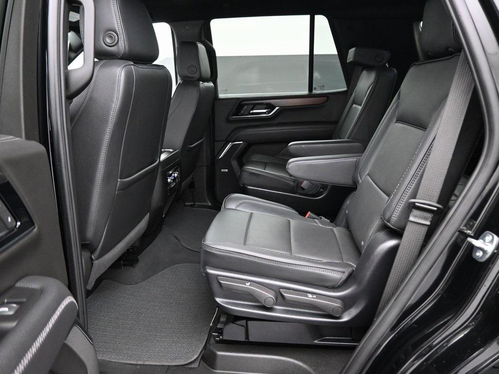 used 2025 GMC Yukon car