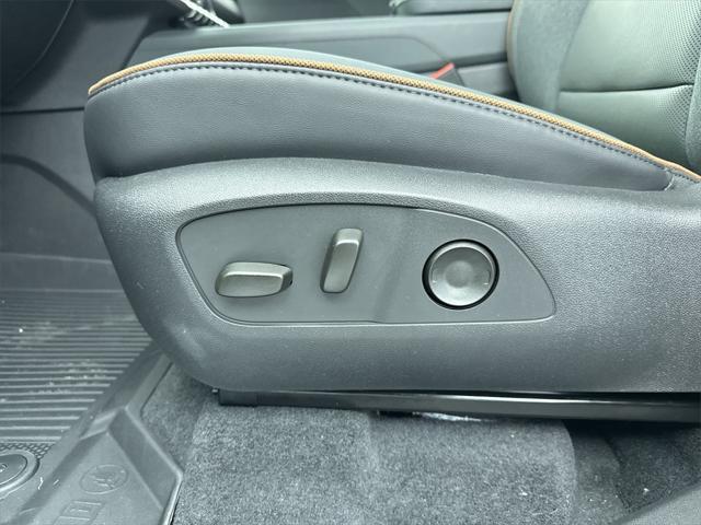 new 2025 GMC Acadia car, priced at $51,590