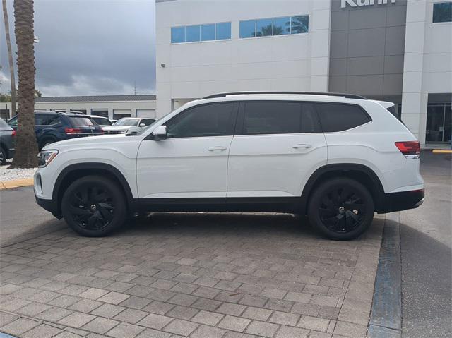 new 2025 Volkswagen Atlas car, priced at $41,498