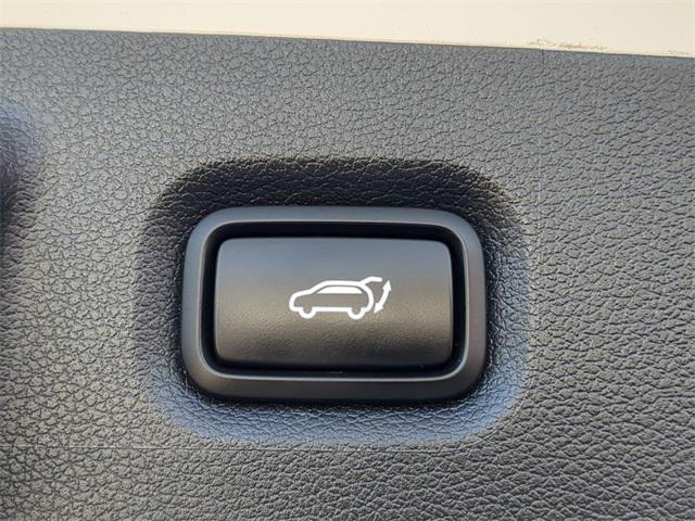 used 2022 Hyundai Santa Fe car, priced at $19,990