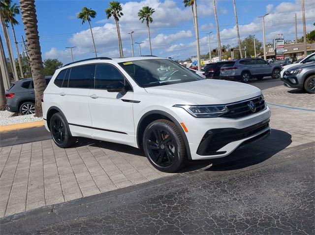 new 2024 Volkswagen Tiguan car, priced at $33,883