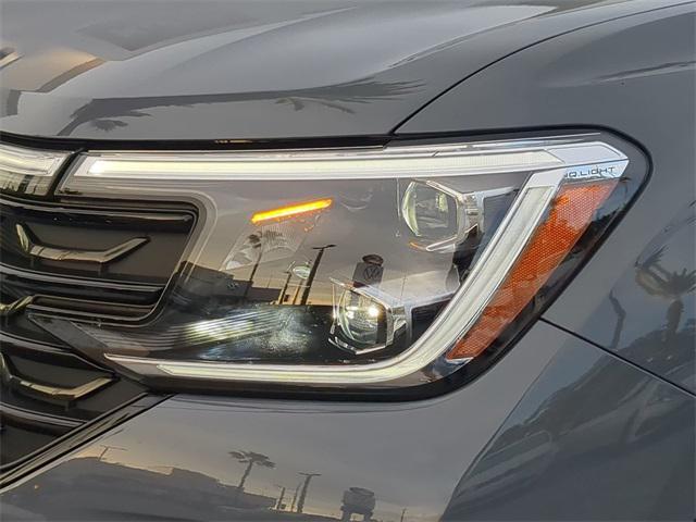 new 2026 Volkswagen Atlas Cross Sport car, priced at $50,496