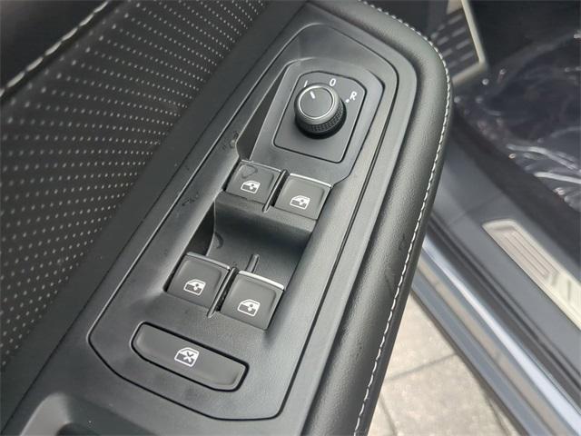 new 2026 Volkswagen Atlas Cross Sport car, priced at $50,496