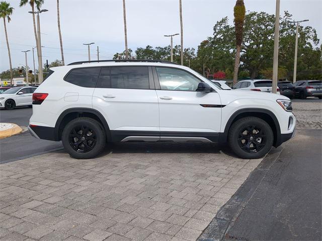 new 2025 Volkswagen Atlas car, priced at $49,618