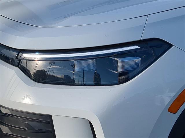 new 2025 Volkswagen Tiguan car, priced at $33,599
