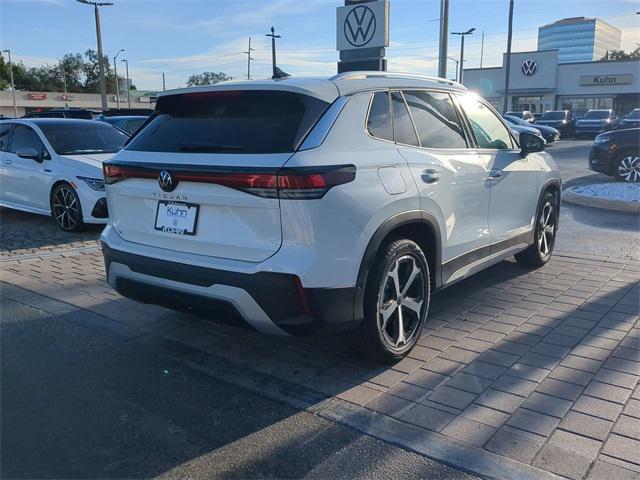 new 2025 Volkswagen Tiguan car, priced at $33,599