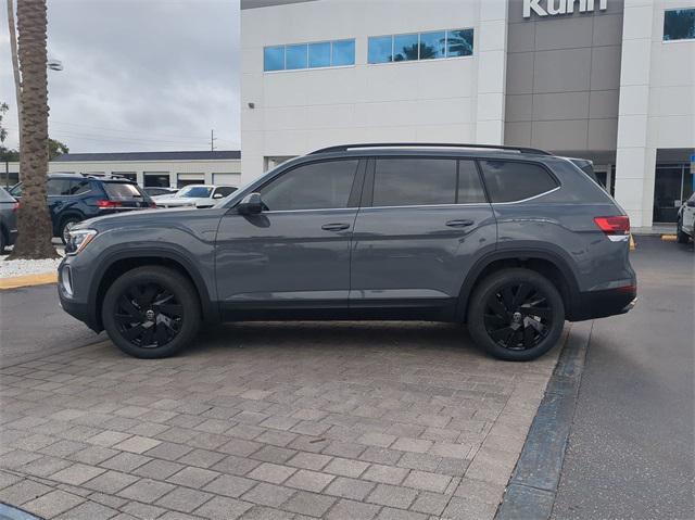 new 2025 Volkswagen Atlas car, priced at $42,825