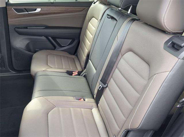 new 2025 Volkswagen Atlas car, priced at $47,195
