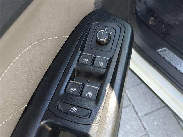 used 2021 Volkswagen Atlas Cross Sport car, priced at $23,625