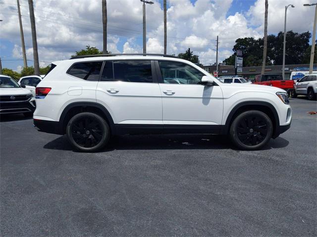 new 2024 Volkswagen Atlas car, priced at $39,789