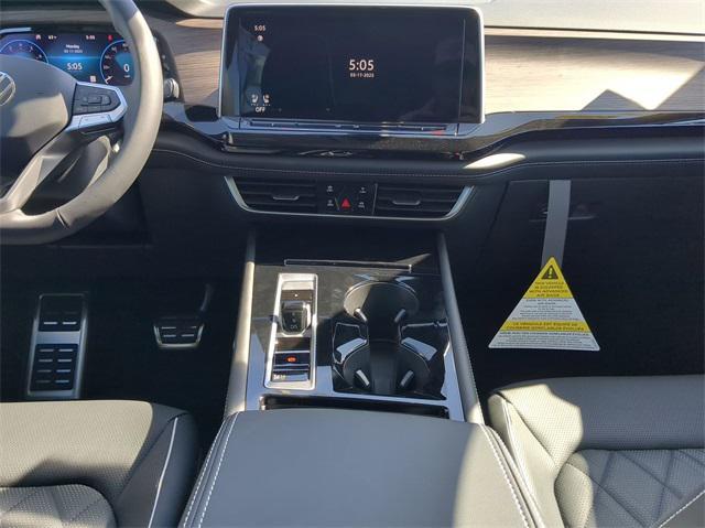 new 2025 Volkswagen Atlas car, priced at $51,770