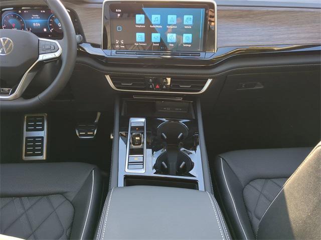 new 2026 Volkswagen Atlas car, priced at $54,581