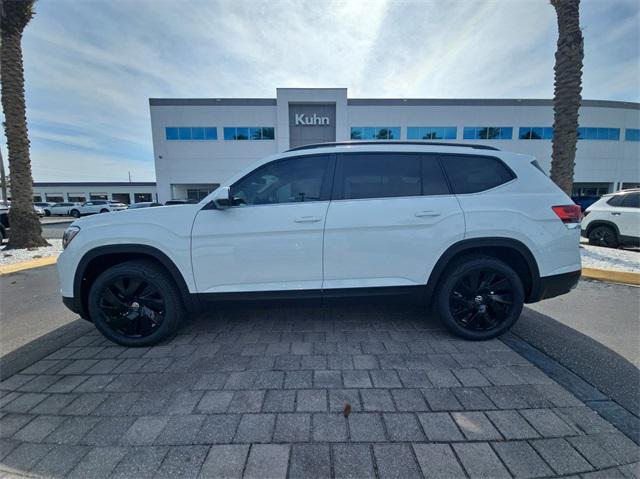 new 2025 Volkswagen Atlas car, priced at $42,927