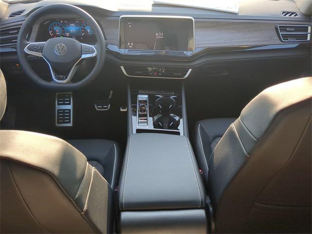 new 2025 Volkswagen Atlas car, priced at $51,344