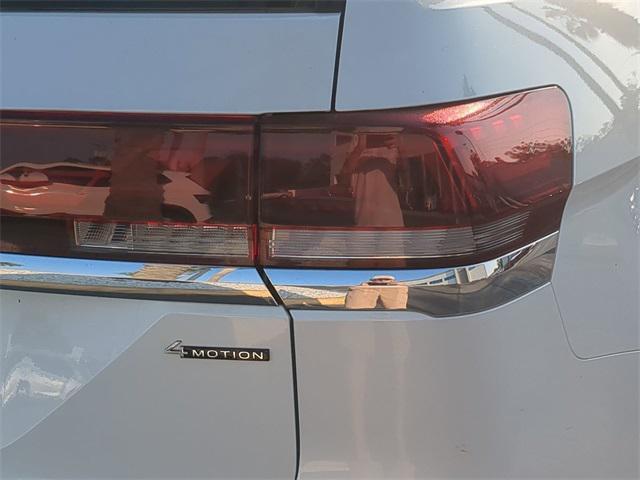 new 2025 Volkswagen Atlas car, priced at $51,344