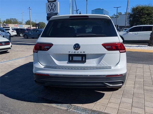 new 2024 Volkswagen Tiguan car, priced at $27,195