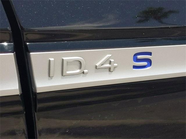 new 2024 Volkswagen ID.4 car, priced at $40,393