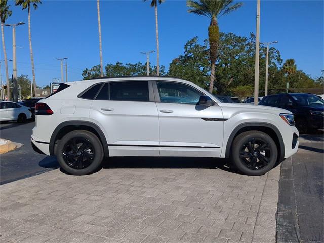 new 2025 Volkswagen Atlas Cross Sport car, priced at $49,192