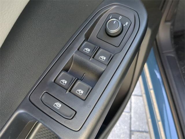 new 2025 Volkswagen Taos car, priced at $25,604