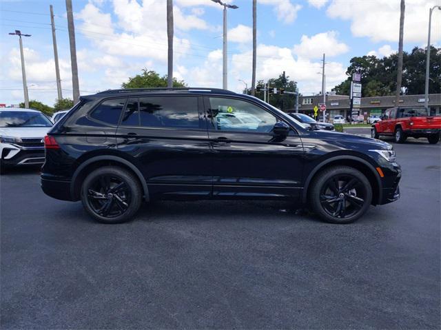 new 2024 Volkswagen Tiguan car, priced at $33,184