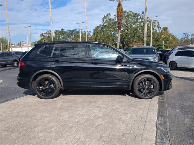 new 2024 Volkswagen Tiguan car, priced at $33,700