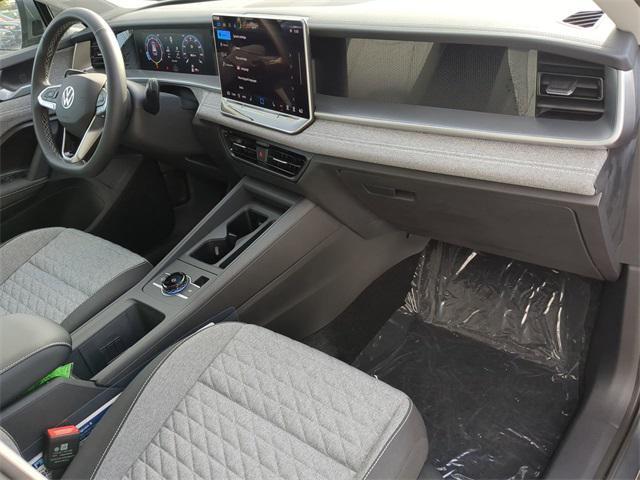 new 2025 Volkswagen Tiguan car, priced at $30,420