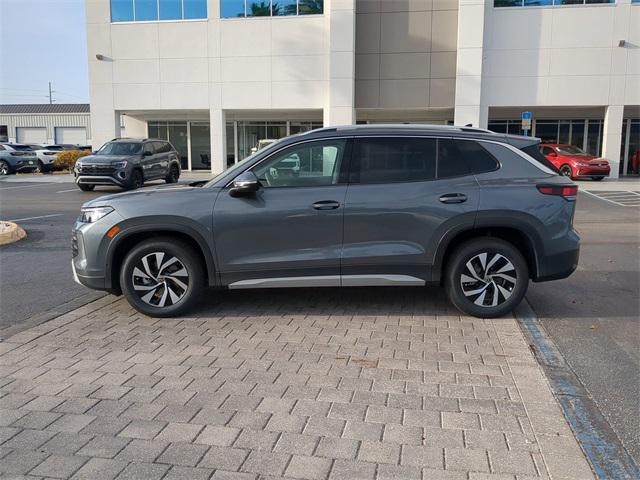 new 2025 Volkswagen Tiguan car, priced at $30,420