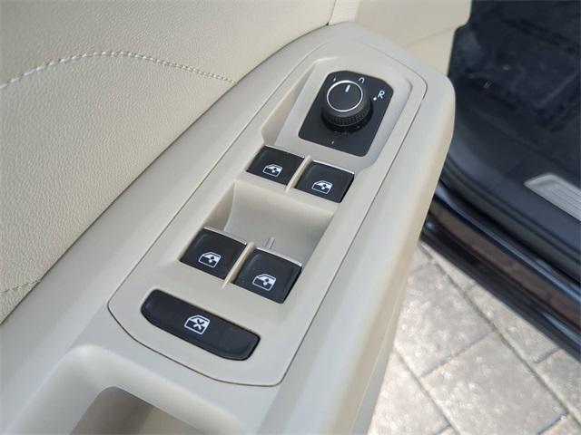 used 2022 Volkswagen Atlas car, priced at $32,550
