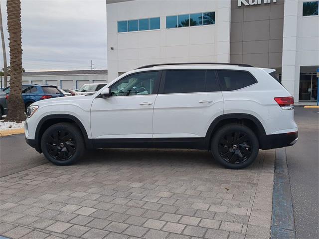 new 2025 Volkswagen Atlas car, priced at $42,703