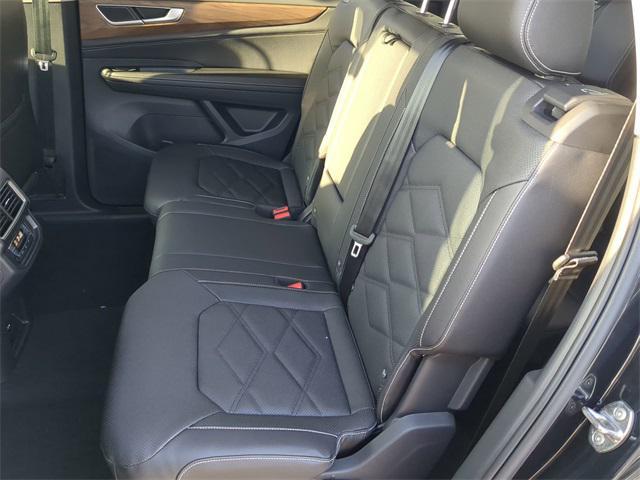 new 2025 Volkswagen Atlas car, priced at $36,518