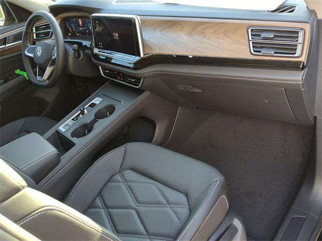 new 2025 Volkswagen Atlas car, priced at $36,518