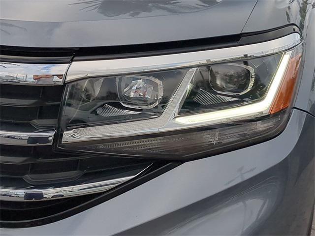 used 2021 Volkswagen Atlas Cross Sport car, priced at $25,000