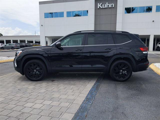 new 2024 Volkswagen Atlas car, priced at $39,703