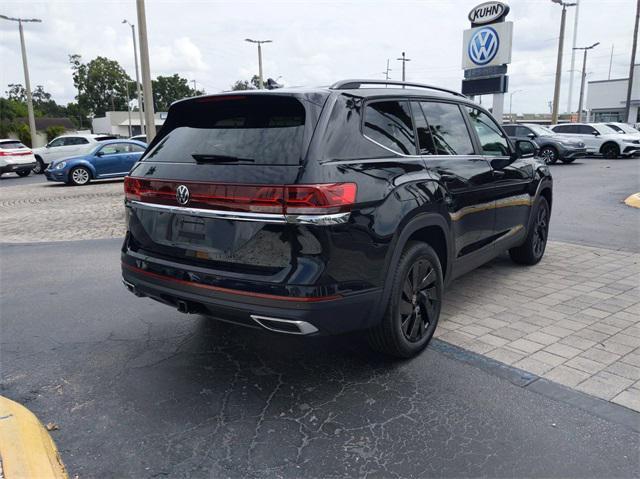 new 2024 Volkswagen Atlas car, priced at $39,703