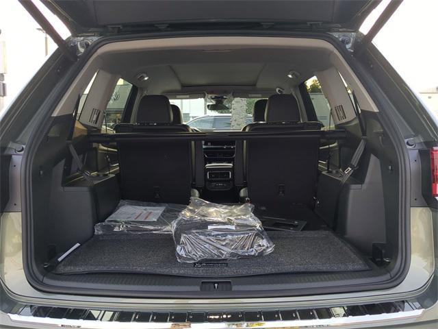 new 2026 Volkswagen Atlas car, priced at $44,895