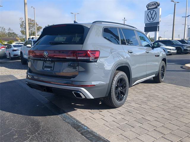 new 2025 Volkswagen Atlas car, priced at $45,450