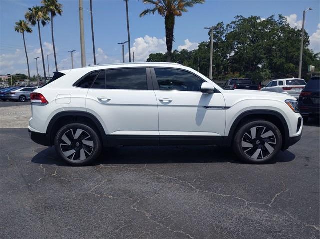 new 2024 Volkswagen Atlas Cross Sport car, priced at $39,150