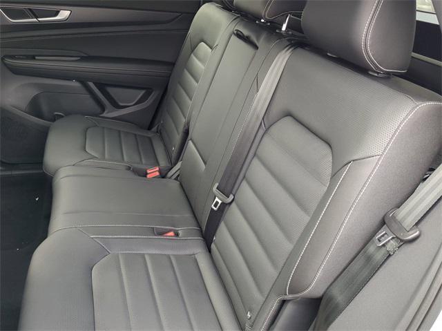 new 2025 Volkswagen Atlas Cross Sport car, priced at $48,379
