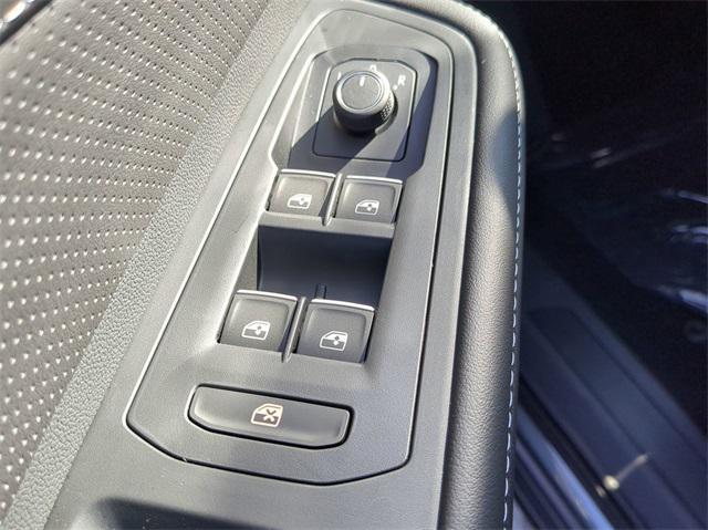 new 2025 Volkswagen Atlas car, priced at $36,915