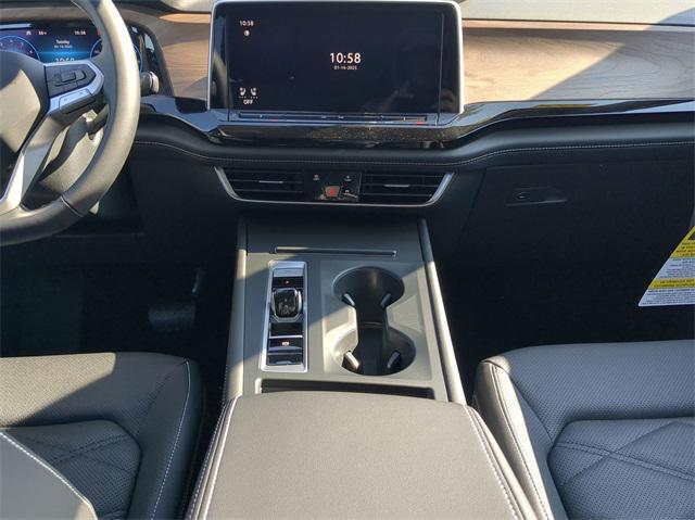 new 2025 Volkswagen Atlas car, priced at $36,915