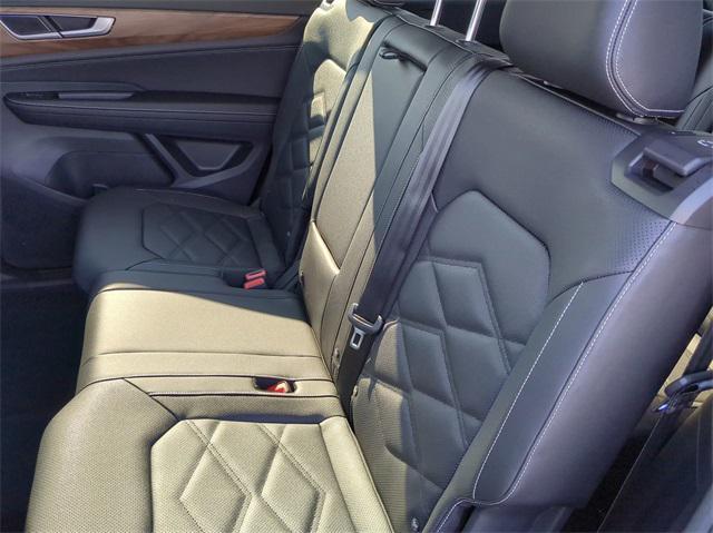 new 2025 Volkswagen Atlas car, priced at $36,915