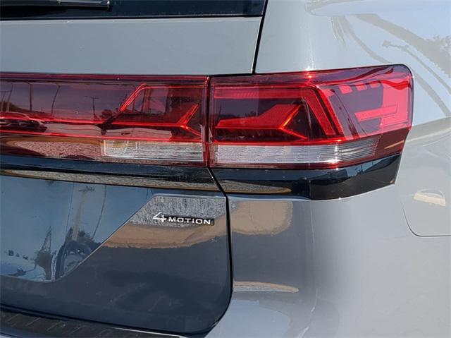 new 2025 Volkswagen Atlas car, priced at $45,450