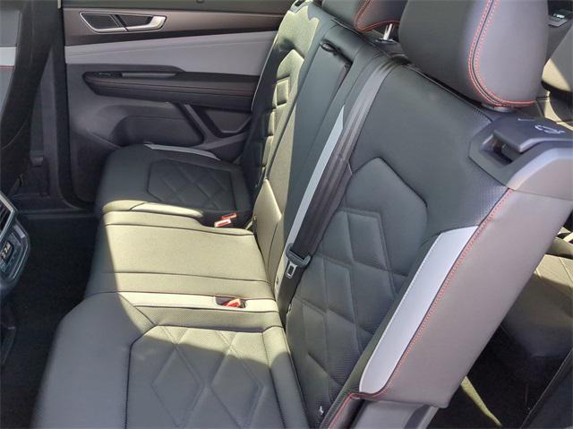 new 2025 Volkswagen Atlas car, priced at $45,450
