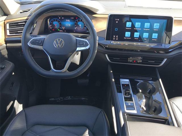 new 2025 Volkswagen Atlas car, priced at $42,530