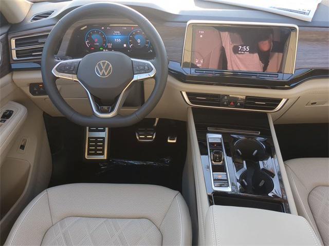 new 2025 Volkswagen Atlas car, priced at $53,310