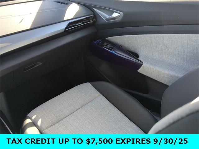 new 2025 Volkswagen ID.4 car, priced at $41,032