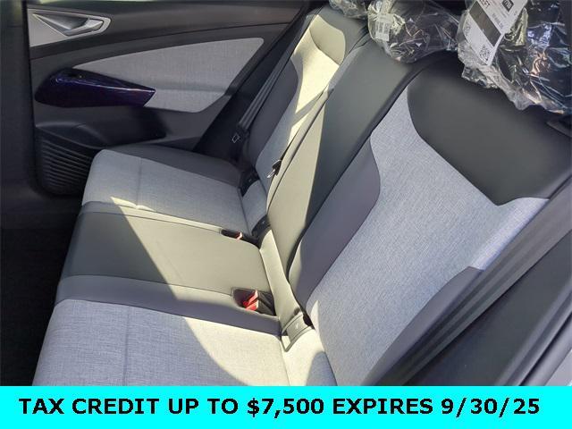 new 2025 Volkswagen ID.4 car, priced at $41,032